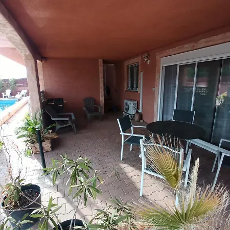 Апартаменты Dans Avec Piscine - A 500m *